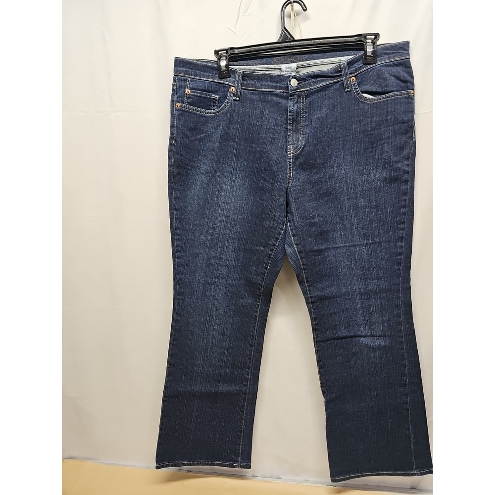 Jordache Women's Blue Vintage Classic Bootcut Denim Jeans Size 18s‎ 40X30.5 - Picture 3 of 14